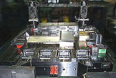 5,000tダイホルダ－